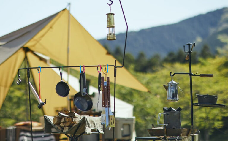 How to Choose the Best Tactical Gear Distributor from China?